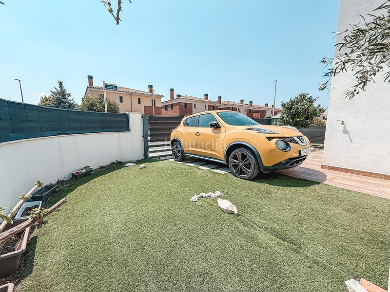Foto edb838ee-cd64-4bc2-8704-3b8cd3d006c2. Casa aparellada amb calefacció aparcament piscina a Cambrils
