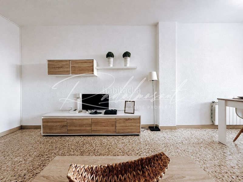 Foto fa0a424a-4d93-4d8e-859d-5e95764bbe56. Pis amb calefacció a Llevant Reus