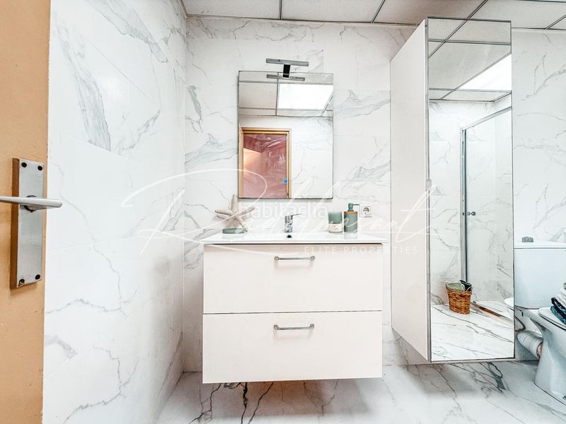 Foto b981e16e-e515-4699-8099-09f21cda11d7. Flat with heating in Centre Reus