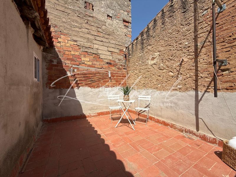 Foto 278f237b-8925-4ce8-84c3-f743dde9b9c2. Casa amb aparcament a Vilallonga del Camp