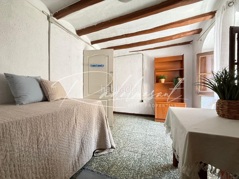 Foto 5cb89524-7a79-45a6-8a84-aeb68b36177c. Casa amb aparcament a Vilallonga del Camp