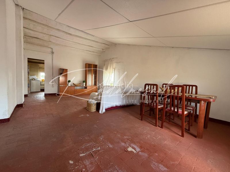 Foto b6fb0a63-196f-4879-b481-65a47870ad76. Casa amb aparcament a Vilallonga del Camp