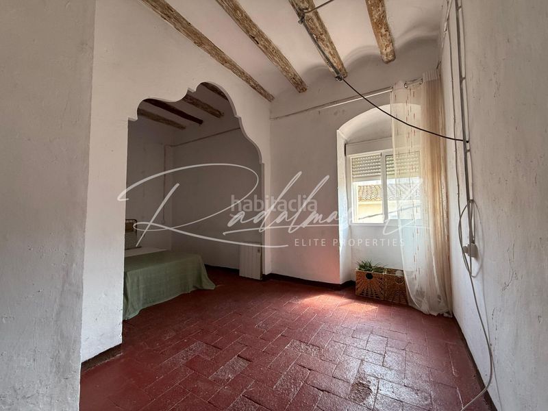 Foto d0f62fb7-8780-4e36-806f-c28424d4eb1e. Casa amb aparcament a Vilallonga del Camp