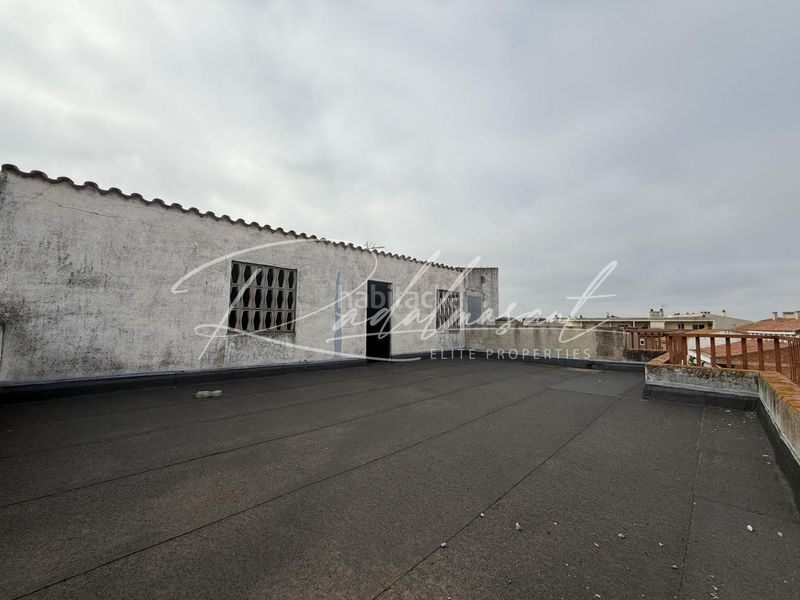 Foto f4335f52-644a-4326-8062-8625032feed1. Pis a Vilallonga del Camp