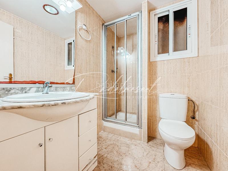 Foto e67cd769-05aa-4a6e-a5bf-e7c0de178e27. Flat with heating in Centre Reus