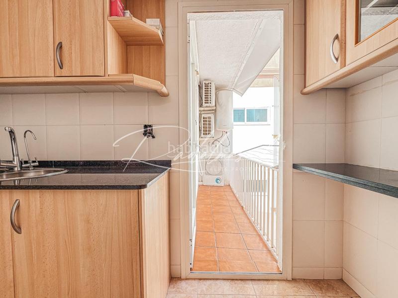 Foto f0b5f5e4-b560-489e-a574-450b13f31b0f. Flat with heating in Centre Reus