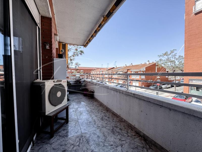 Foto c6faa3ba-d1be-4070-bf24-ac336ffb0d75. Piso en vespella 5 piso en la granja, en Torreforta Tarragona