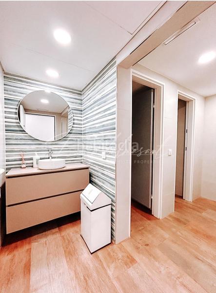 Foto 0808be8f-96b1-4673-a728-85c0dfe135e5. Bureau dans calle julian camarillo 29 dans Simancas Madrid