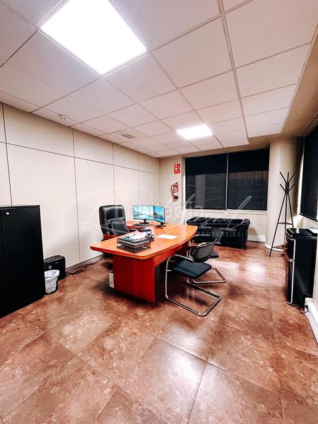 Foto 5c03def3-8c29-4615-a5e8-db2312b231ee. Bureau dans calle julian camarillo 29 dans Simancas Madrid