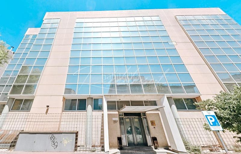 Foto 83bef700-528c-4199-b4a2-ece48815b153. Bureau dans calle julian camarillo 29 dans Simancas Madrid