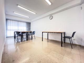 Local Comercial a Sta anna 43. Local comercial en raval santa anna, reus