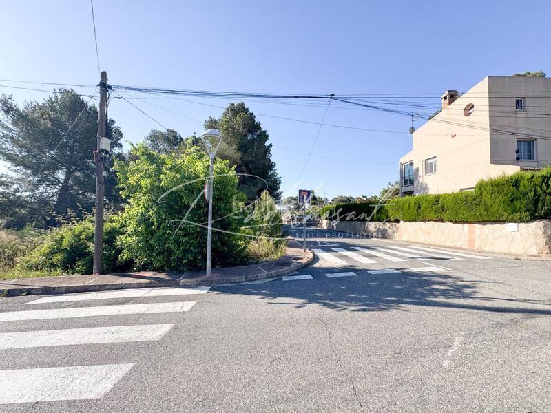 Foto 1e5aab2f-39a3-4a46-b27f-2865e4427fde. Terrain résidentiel dans ceps dels 3 dans Pallaresos (Els)