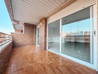 Pis a Pere badia 20. Piso con ascensor y parking incluido, en pere badia