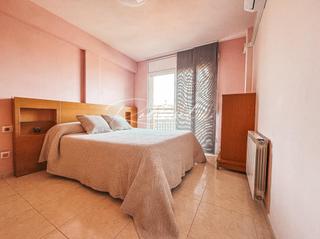 Àtic a Vila-seca Poble. Ático con gran terraza en vilaseca