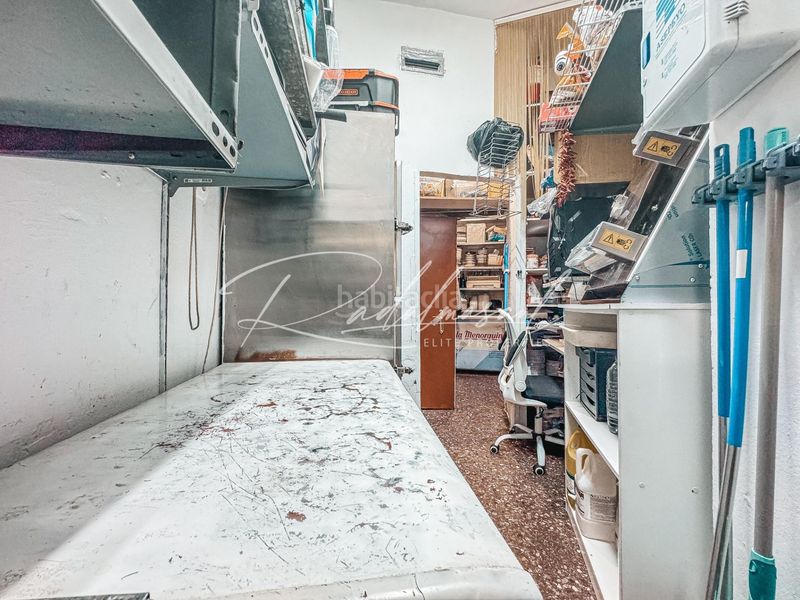 Foto 0a1a03d7-850d-4ba8-8d97-7b9450f713a2. Local comercial a Llevant Reus