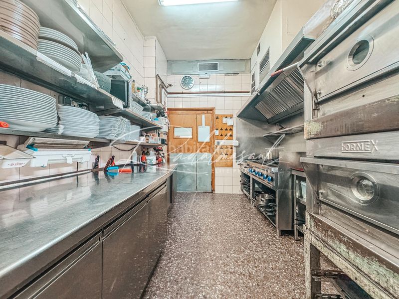 Foto dc2bf6eb-200b-4e9b-a71e-a19e9a6b0442. Local comercial a Llevant Reus