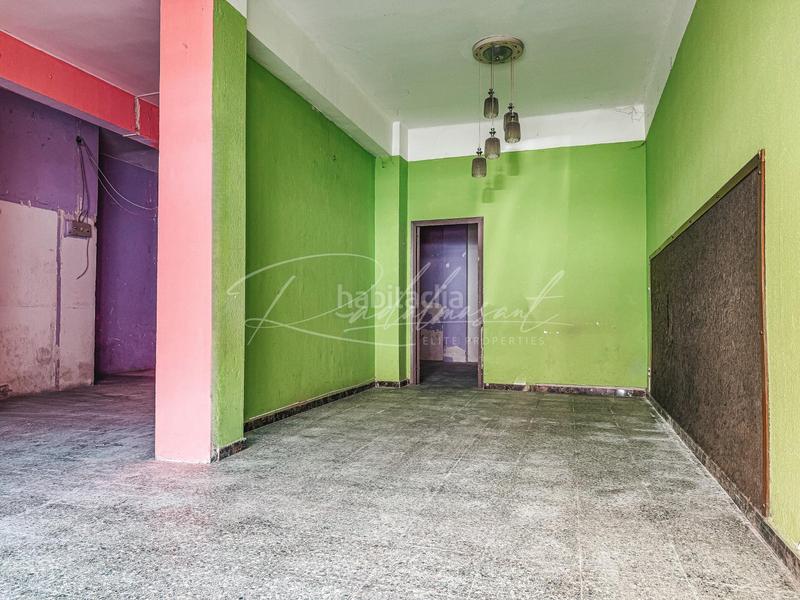 Foto b4d04278-bc43-499a-9855-85713a47b485. Local comercial a Llevant Reus
