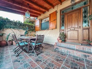 Casa adossada a Urbanitzacions de Llevant. Gran adosado con jardín en tarragona