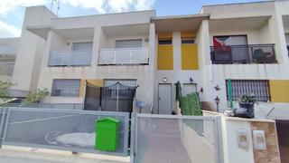 Maison jumelée à Librilla. Oportunidad, se vende chalet adosado en librilla