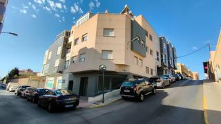 Appartement  Emilia pardo bazan (e). Se vende piso de un dormitorio en el ejido sur