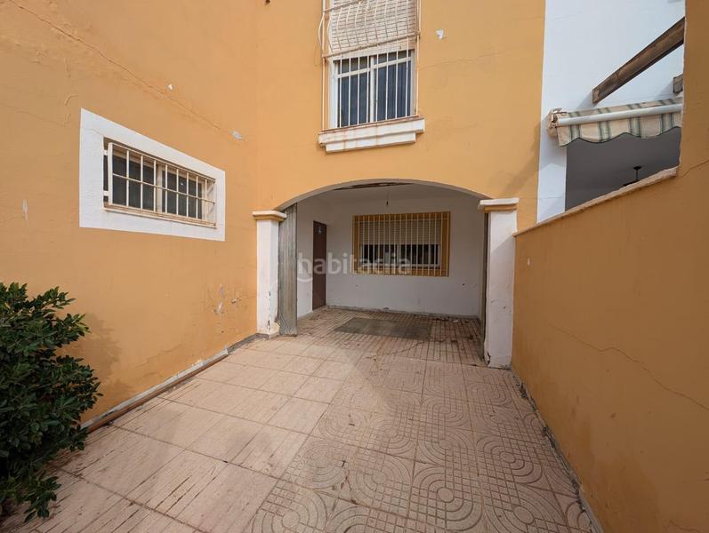 Foto c3c6d102-d633-4559-95c7-370c8cb85dd7. Casa adossada amb aparcament a Roquetas pueblo Roquetas de Mar