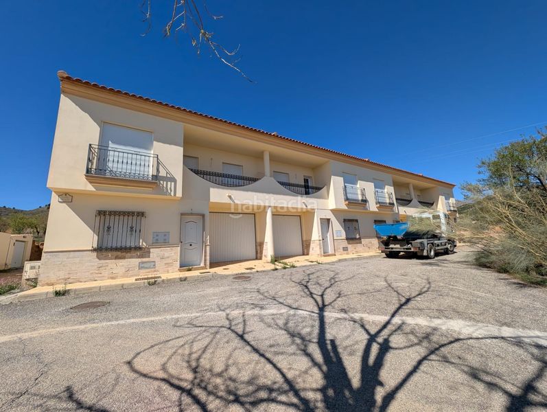 Foto 6cf54a85-d299-4ffc-ade1-5063876d3437. Casa adossada amb aparcament a Oria