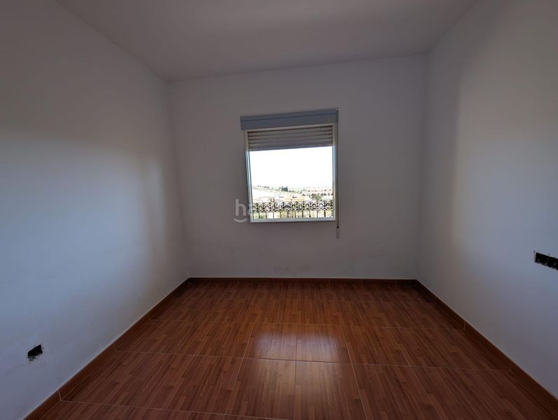 Foto c0196b89-0816-4527-9568-fb7ac53d7b01. Casa adossada amb aparcament a Oria