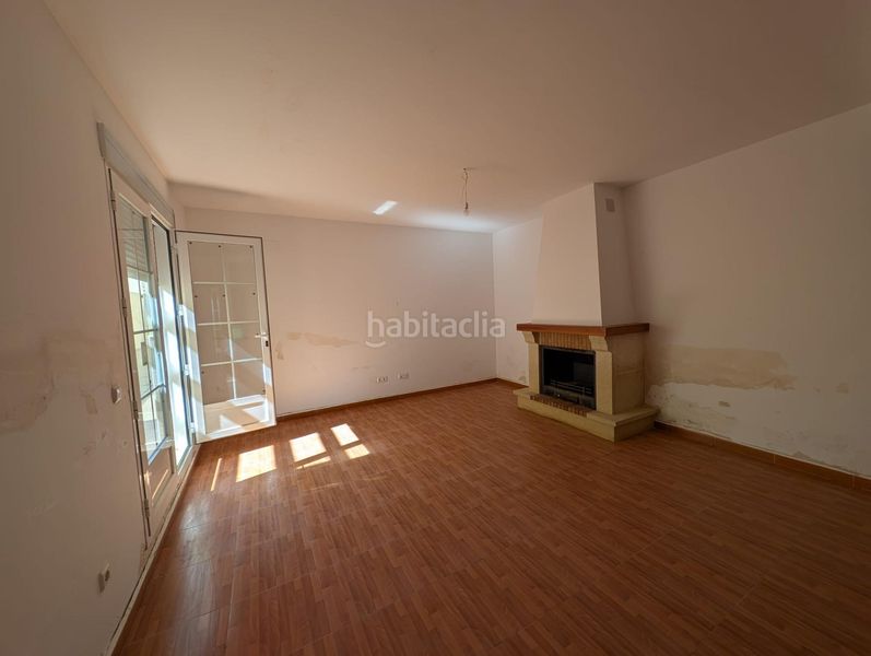 Foto c024bd95-22e6-473b-bbf8-da5f2a202bba. Casa adossada amb aparcament a Oria