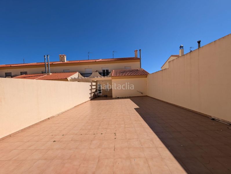 Foto ca3f3b58-5df7-45d1-a67e-04803bf6e88d. Casa adossada amb aparcament a Oria