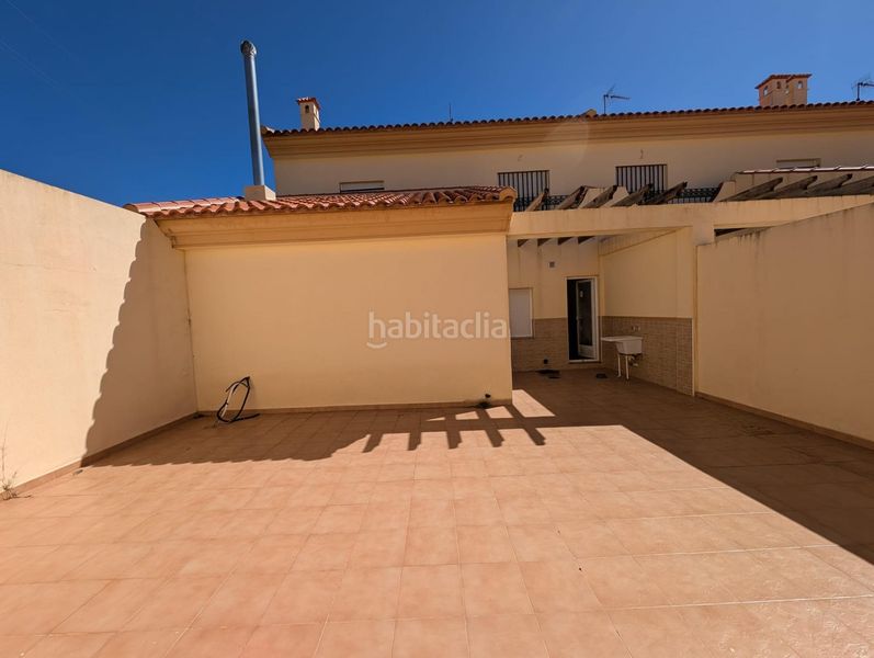 Foto eb75b668-870c-4183-816e-8d87327fa34a. Casa adossada amb aparcament a Oria
