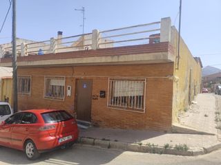 Casa en Mazarr�n Casco Urbano. Oportunidad, se vende casa en mazarr�n