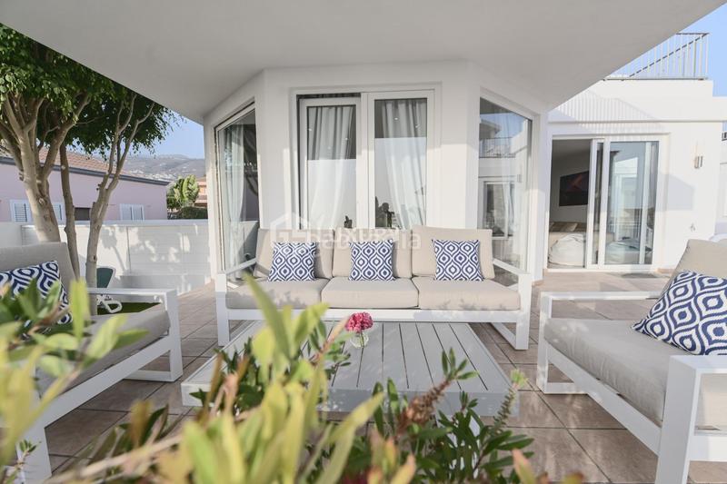 Foto e97e634b-2873-440c-a927-336acc9ef603. Chalet en calle la vera 3 oportunidad de inversión en playa paraíso en Adeje