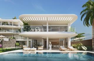Planta baixa  Calle rompeolas. Bajo de lujo con piscina frente al mar en playa san juan