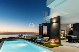Xalet a San Eugenio Alto. Complejo de villas adosadas en venta, costa adeje