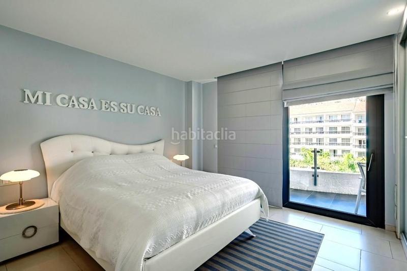 Foto 25d2930a-d9cc-44f6-b4ad-b8297e8a4511. Piso en avenida el palm-mar 2 exclusivo ático en las olas, el palmmar en Arona