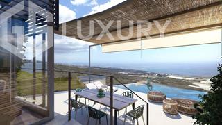 Chalet in Calle calle laurel 1. Chalet de lujo con vistas al mar en tenerife sur.