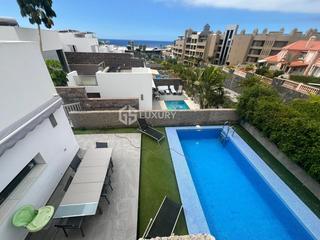 Chalet  Calle calle helsinki, 20. Villa contemporánea en habitats del duque  costa adeje