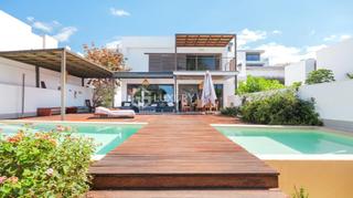 Chalet  Avenida avenida kurt konrad mayer, 24. Villa independiente en madroñal, costa adeje