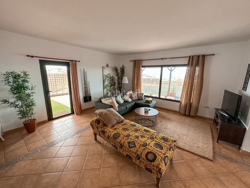 Foto e0ed5383-3cbb-4baf-8c02-ab23ba1dfc51. Casa chalet en venta en ajuy tu paraíso en la tierra! en Pájara