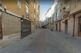 Location Local commercial à Casco Antiguo. Bar en una de las mejores calles del centro