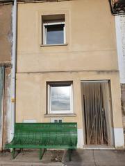 Casa a San Mamés de Burgos. Casa en pueblo y  con bodega