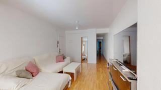 Appartement à Calle alhambra 7. Piso con terraza junto a juan fernández