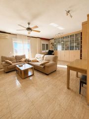 Piso en Turquesa-ur mediterraneo 1. Luminoso piso en urbanización mediterráneo con garaje y trastero