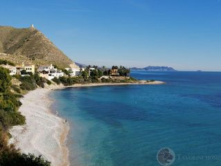 Wohngrundstück in Avinguda d'amèrica 244. Terreno en coveta fuma con preciosas vistas al mar