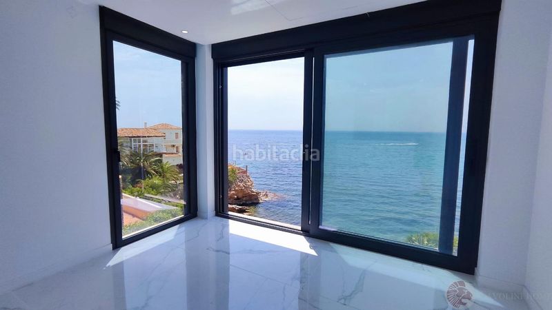 Foto 4e9cff36-f40a-4f4d-a263-5433e4de7e1e. Xalet amb calefacció aparcament piscina a Pueblo Español-Coveta Fumá Campello (el)