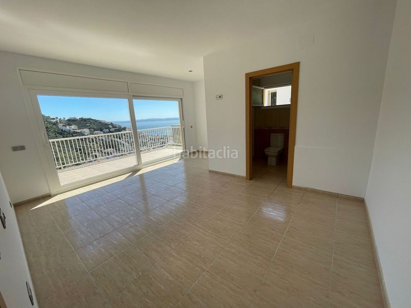 Foto f30ca939-5daa-4674-bc83-5db0b134d26e. Casa amb calefacció piscina a Els Grecs-Mas Oliva Roses