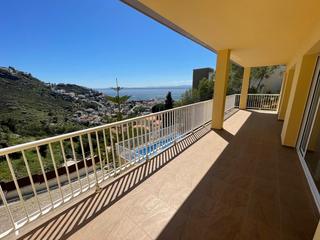Casa a Els Grecs-Mas Oliva. Esplendido chalet 253 m2 con fantsticas vistas al pueblo y a la