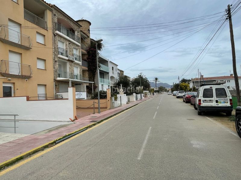 Foto 82cd9ed5-d135-4b2a-b309-80bb93a4c369. Aparcament cotxe a Salins - Cavall de Mar Empuriabrava