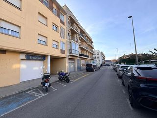Apartament a Centre. Gran apartamento muy céntrico, de 82 m2 habitables mas 60 m2 de