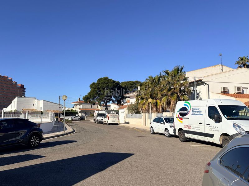 Foto 0cf9e8be-e616-4a28-8f1c-0c206c7a8fc9. Aparcament cotxe a Santa Margarida Roses